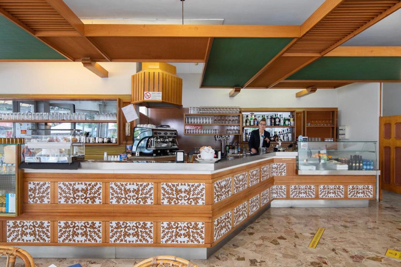 Miga Hotel Grado Centro エクステリア 写真